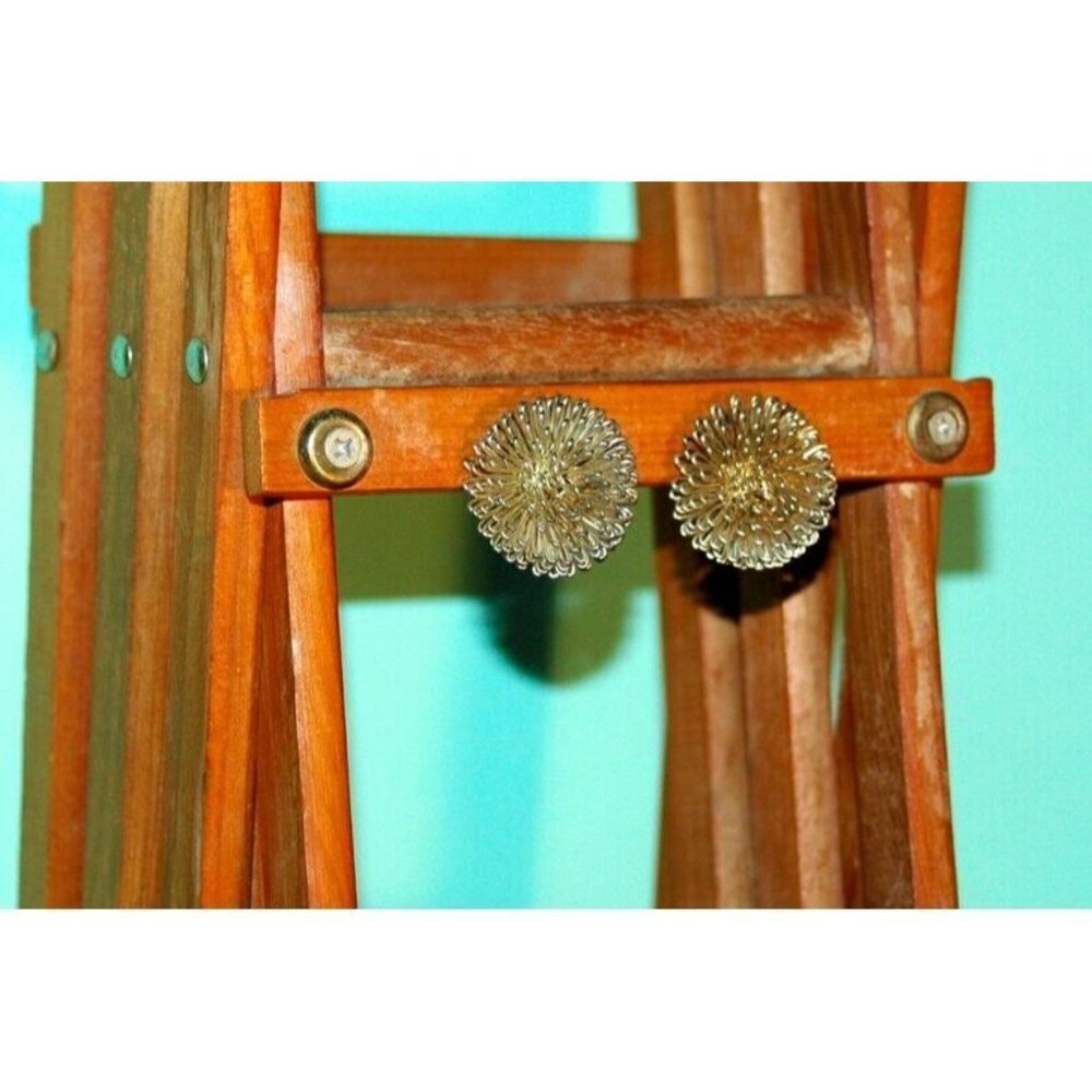 Vintage Wire‎ Earrings Silver Circle Clip On Starburst